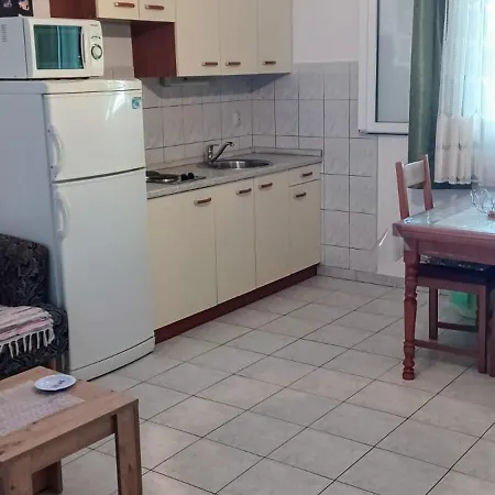 Botanica Apartment