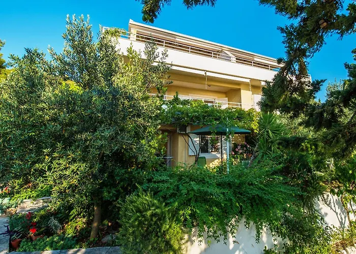 Botanica Апартаменты *